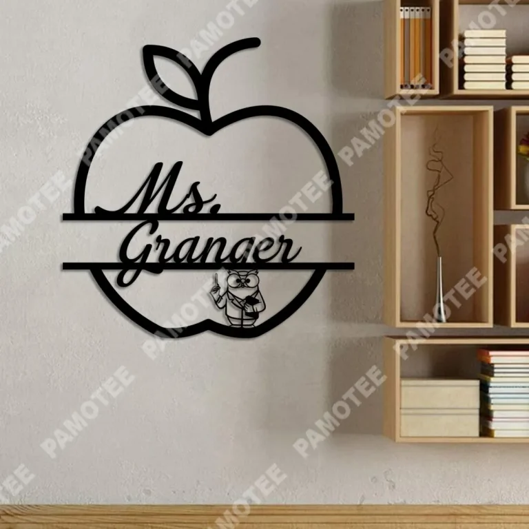 Personalized Apple Owl Teacher Metal Art, School Wall Decoration