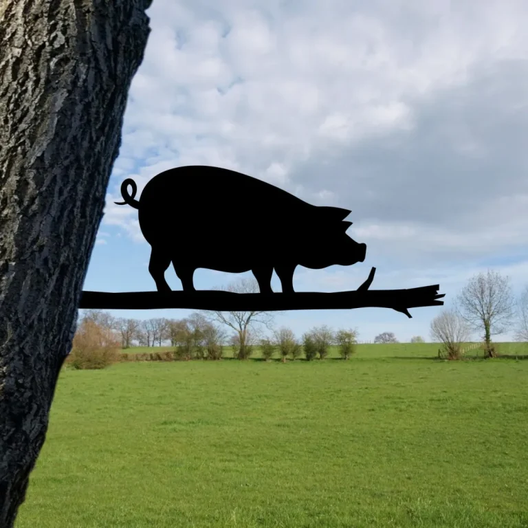 Pig Tree Stake, Farm Metal Sign, Gift For Farmer