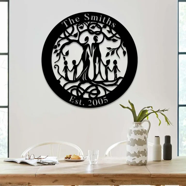 Personalized Husband, Wife And Kids Tree Of Life Metal Sign