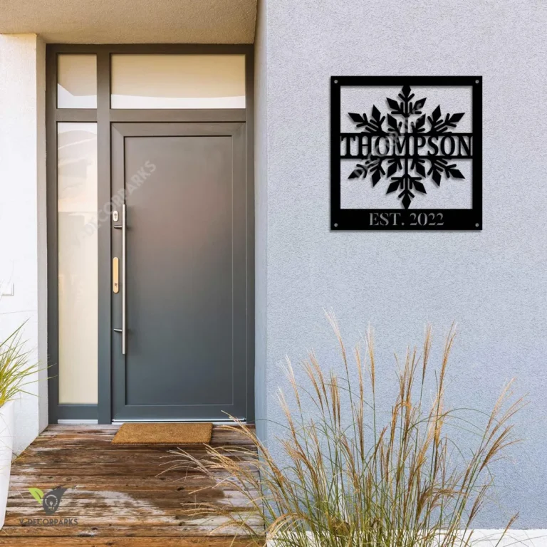 Custom Snowflake Square Metal Sign, Christmas Iron Porch Artwork