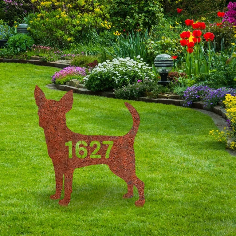 Personalized Address Chihuahua Dog Rusted Metal Garden Decoration, Funny Chihuahua Puppy Stake