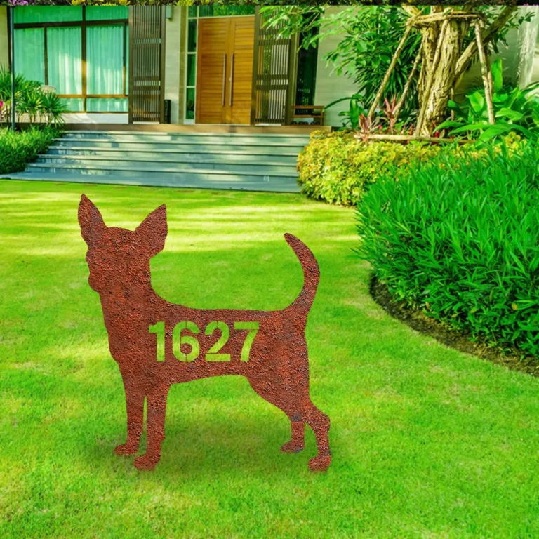 Personalized Address Chihuahua Dog Rusted Metal Garden Decoration, Funny Chihuahua Puppy Stake