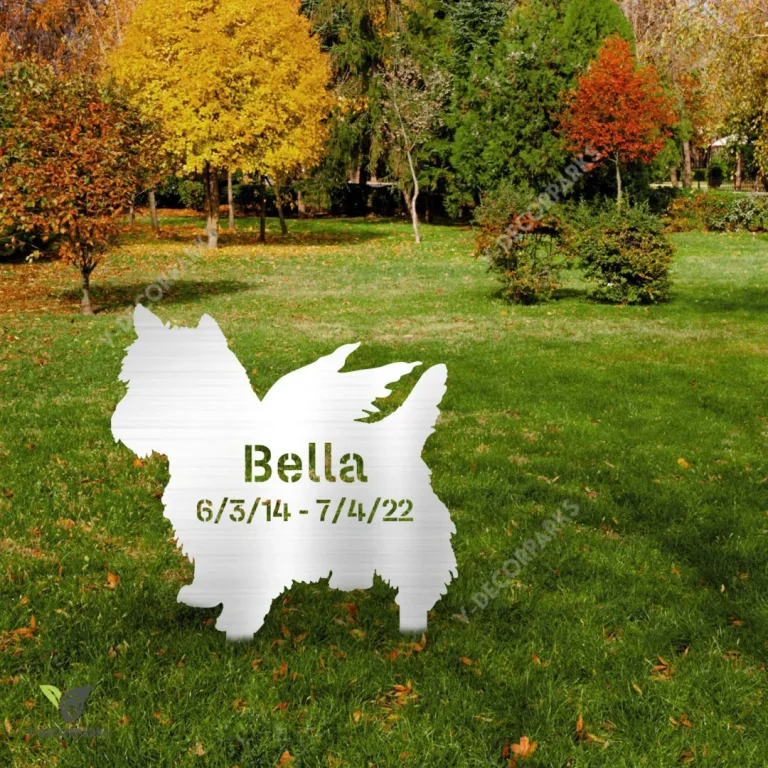 Personalized Memorial Yorkshire Terrier Dog Metal Garden Decor, Yorkshire Terrier, Yorkies Christmas Stake