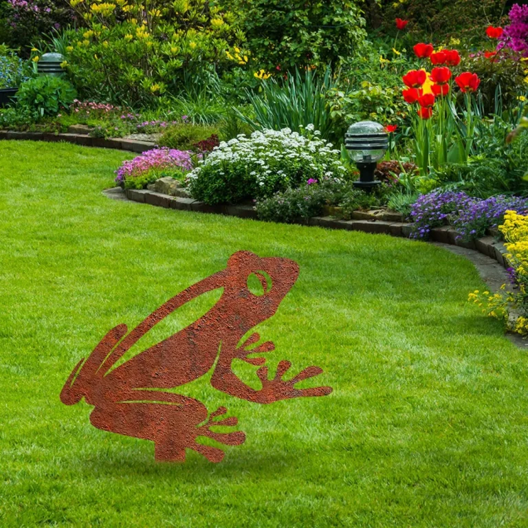Rusted Frog Metal Garden Sign, Frog Steel Accent