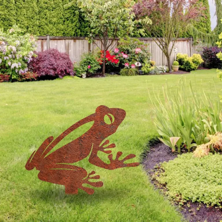 Rusted Frog Metal Garden Sign, Frog Steel Accent