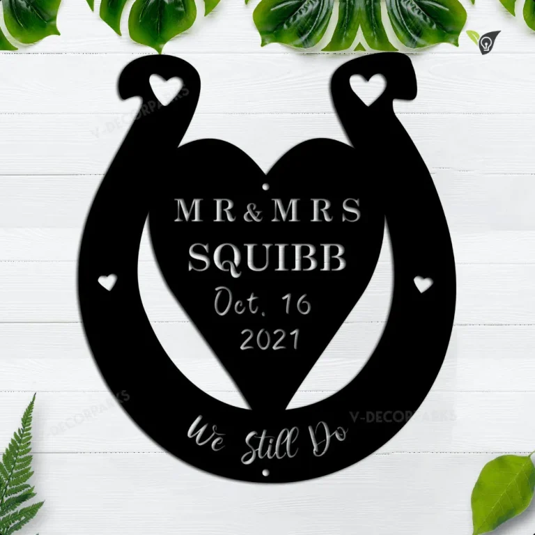 Custom Wedding Horseshoe Mr & Mrs Metal Sign, Gift For Bride And Groom Lucky Horseshoe, Wedding Gift, Wedding Decor