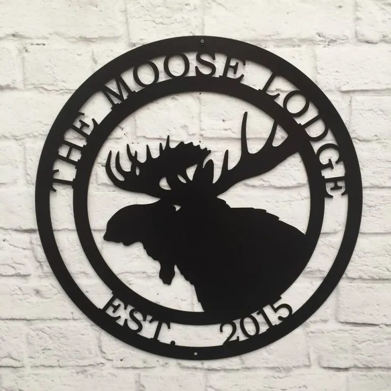 Moose Hunter Cabin Custom Family Name Metal Sign, Personalized Monogram Wall Metal Art