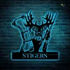 Hunt Lovers Customized Name Deer And Gun Metal Wall Art Cut Metal Sign With Led Lights