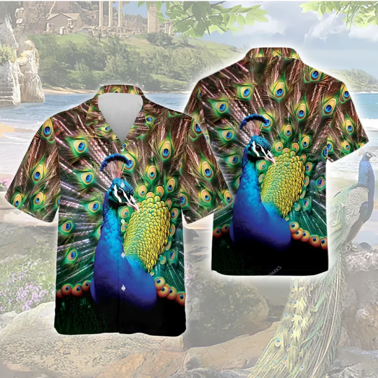 Pretty Peacock Men Hawaiian Shirt, Colorful Animal Patterned Short Sleeves, Feather Printed Casual Shirt, Peacock Lover Gift