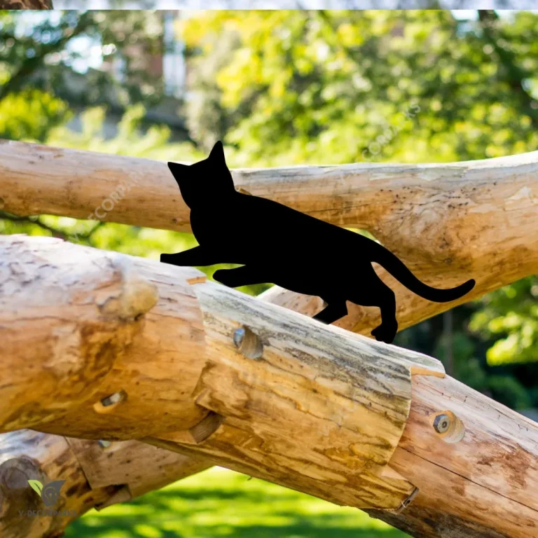 Climbing Cat Metal Tree Stake, Climbing Cat Silhouette Garden Accent