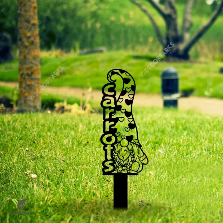 Carrots Gnome Metal Garden Art, Carrots Vegetables Markers Laser Cut Stake Metal Sign