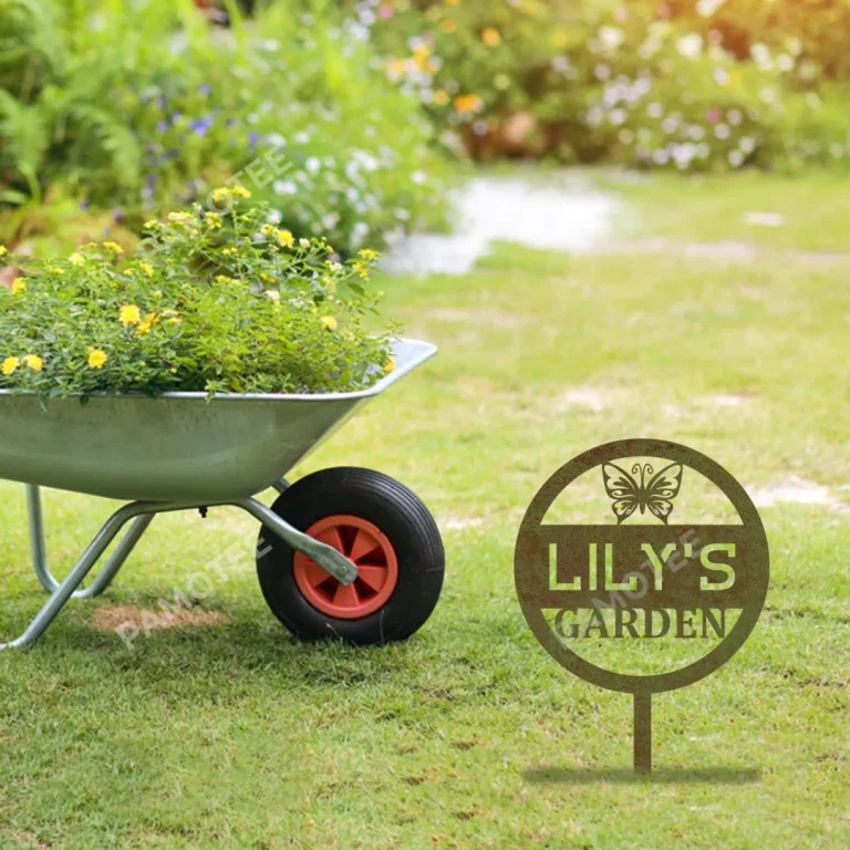 Personalized Butterfly Green Rustic Metal Garden Decor, Butterfly Outdoor Circle Art