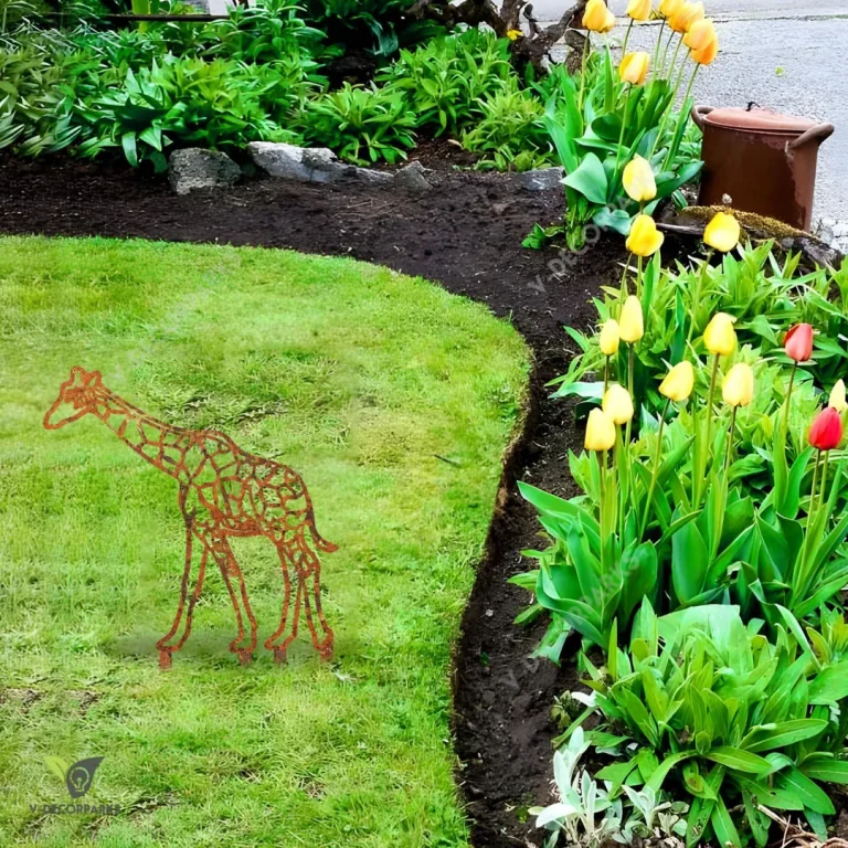 Rusty Giraffe Metal Garden Art Monogram, Giraffe Animal Nursery Decor