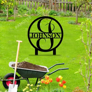 Personalized Family Name Metal Yard Sign, Decorative Stake