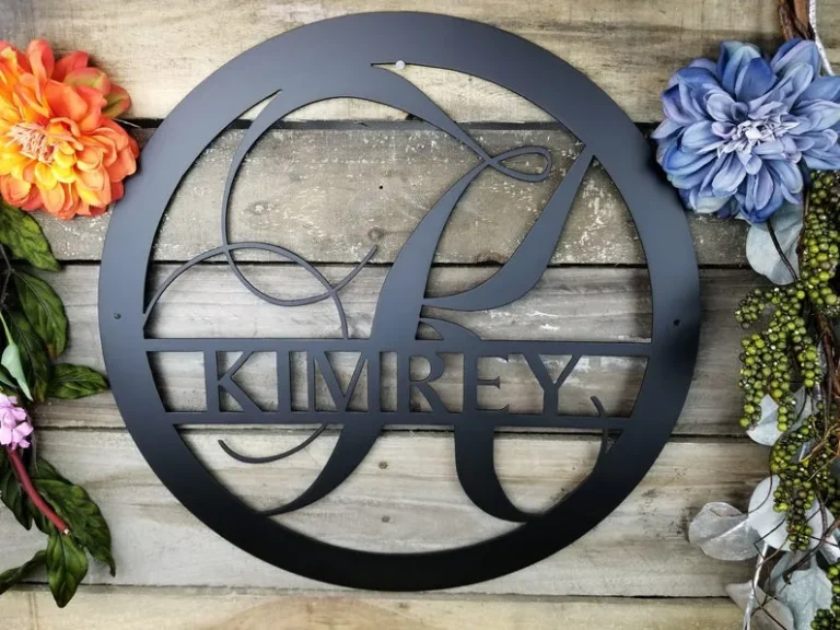 Elegant Metal Monogram, Monogram Door Hanger, Door Decor, Monogram Wall Decor, Monogram Wall Art, Metal Family Name Sign, Mothers Day Gift