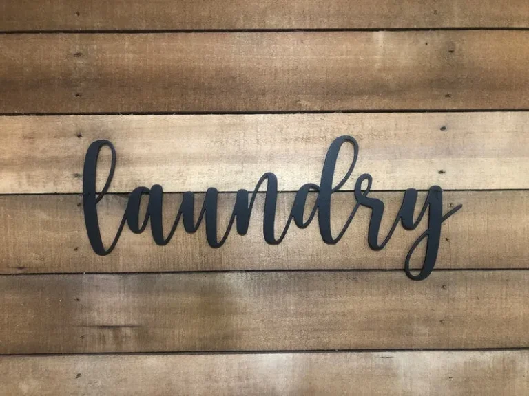 Laundry Metal Sign, Laundry Room Decor, Laundry Word Sign, Bathroom Decor, Metal Word Sign, Laundry Sign, Farmhouse Decor