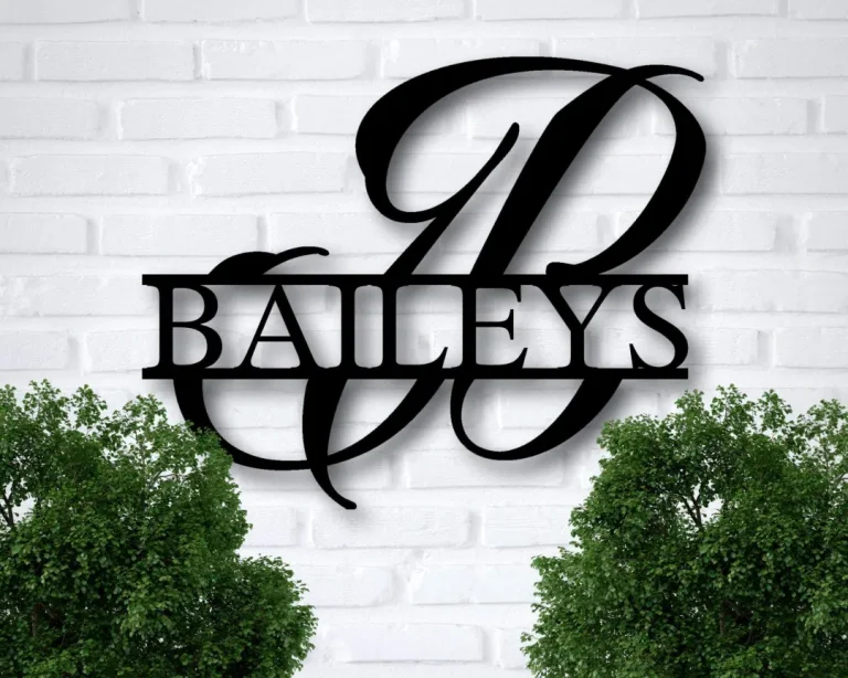 Last Name Metal Sign, Personalized Home Decor, Split Monogram Sign, Front Porch Sign, Housewarming Gift, Wedding Gift, Personalized Sign