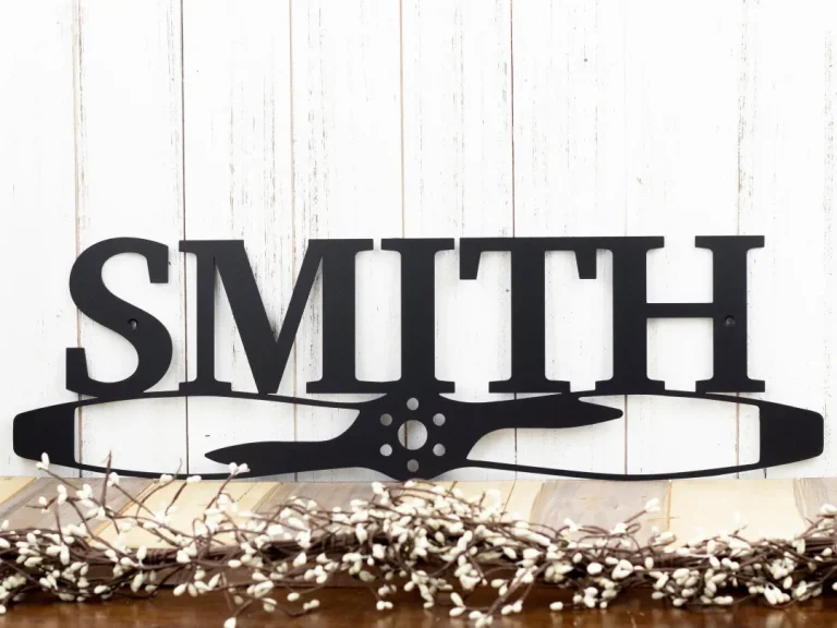 Custom Family Name Sign, Pilot Gift, Pilot Name Metal Wall Decor, Custom Family Name Sign, Aviation, Airplane, Personalized Last Name Sign