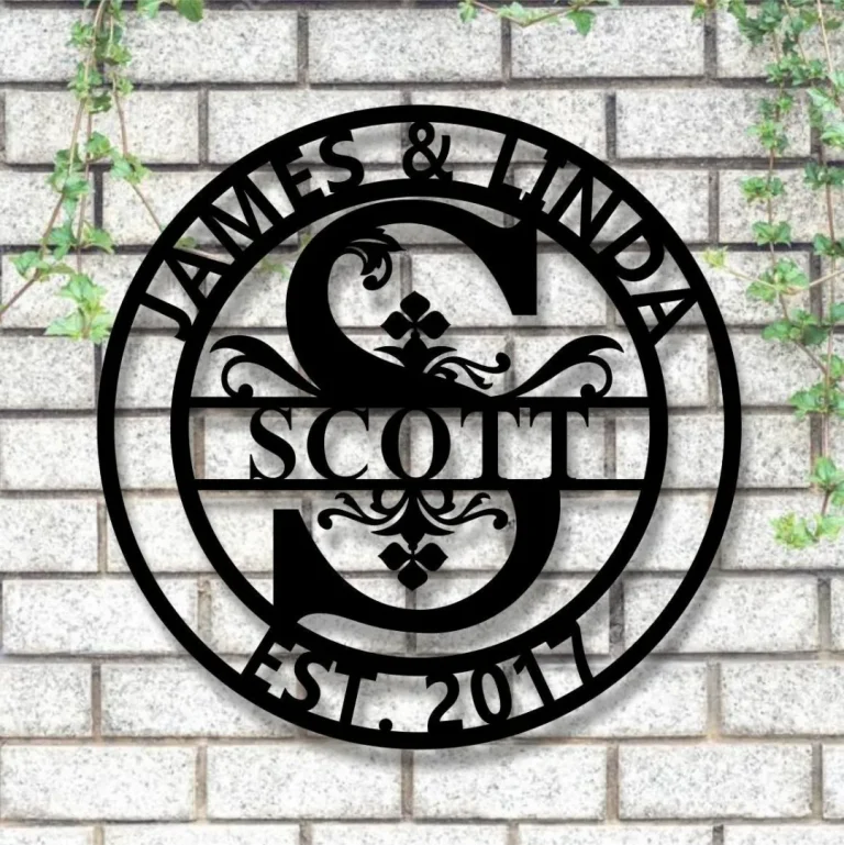 Personalized Metal Family Name Sign, Family Name Door Hanger, Family Name Wedding Gifts, Housewarming Gift, Metal Last Name Sign,