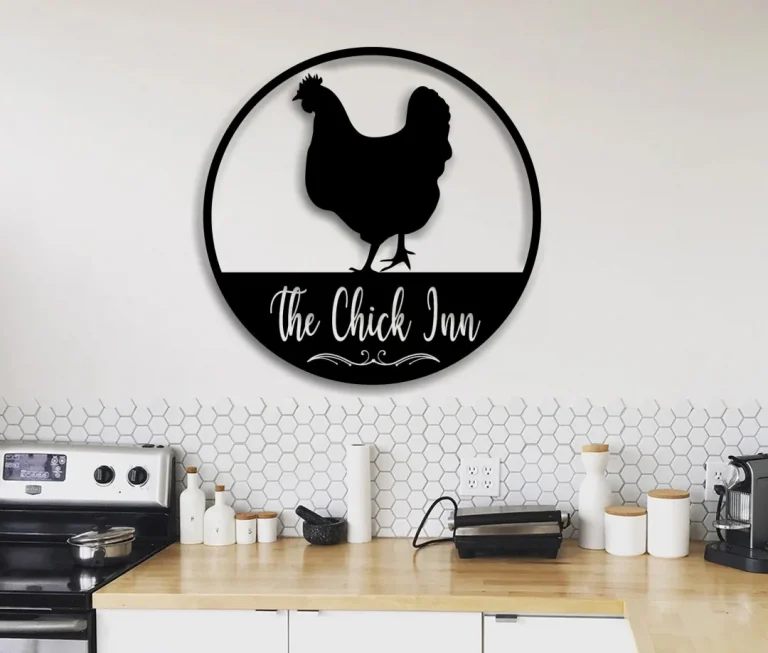 The Chick Inn Round Chicken Metal Sign, Chicken Coop Door Sign, Chick Inn Sign, Funny Chicken Sign, Cute Chicken Sign, Welcome Sign