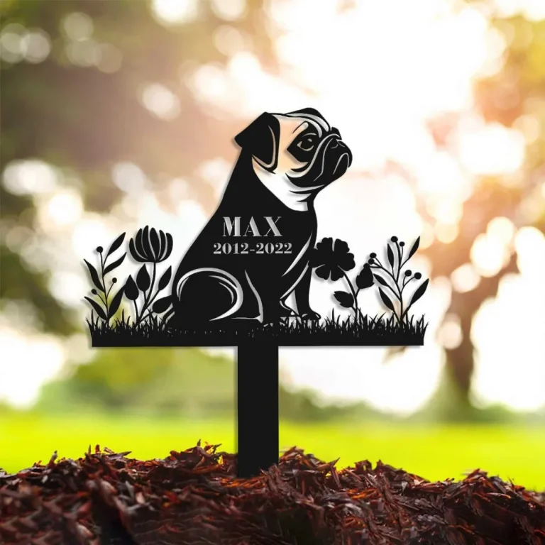 Personalized Dog Memorial Stake, Remembrance Stake, Pugs Stake, Pugs Lover, Metal Stake, Pugs Dog, Sympathy Sign, Pet Grave Marker, Dog Memorial