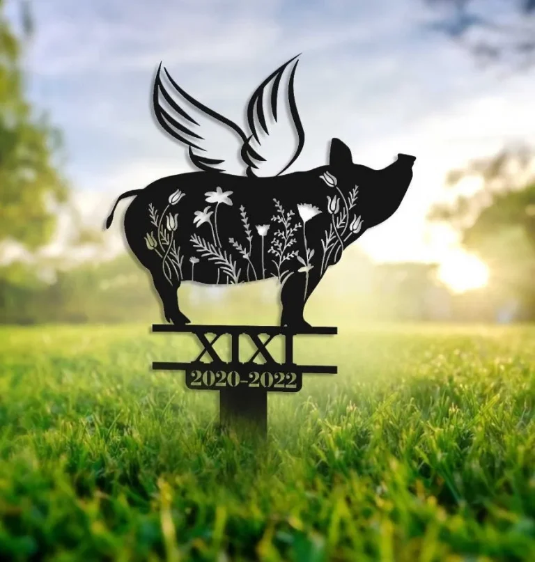 Custom Pig Memorial Stake, Garden Decor, Pig With Wings, Metal Stake, Pig Loss, Sympathy Sign, Pet Grave Marker, Remembrance Stake