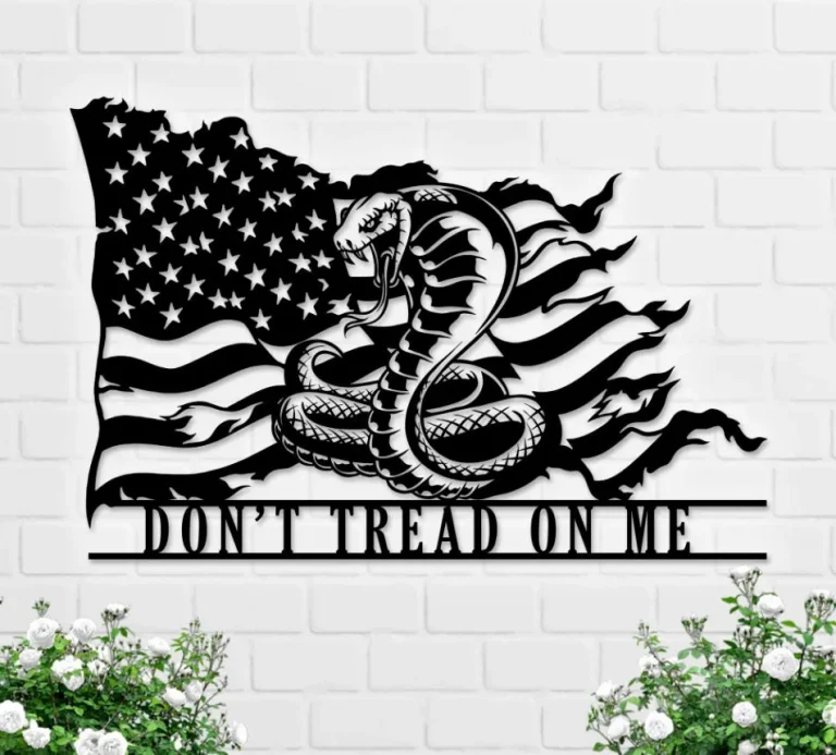 Don't Tread On Me Distressed Flag Metal Sign With Led Light, Custom Snake Flag Wall Decor, Gadsden Flag Wall Art, Snake Decor, 2nd Amendment