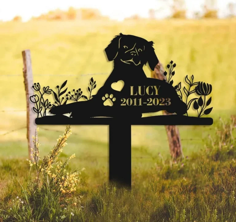 Personalized Dog Memorial Stake, Metal Stake, Brittanys, Sympathy Sign, Pet Grave Marker, Remembrance Stake, Brittanys Sign, Brittanys Lover