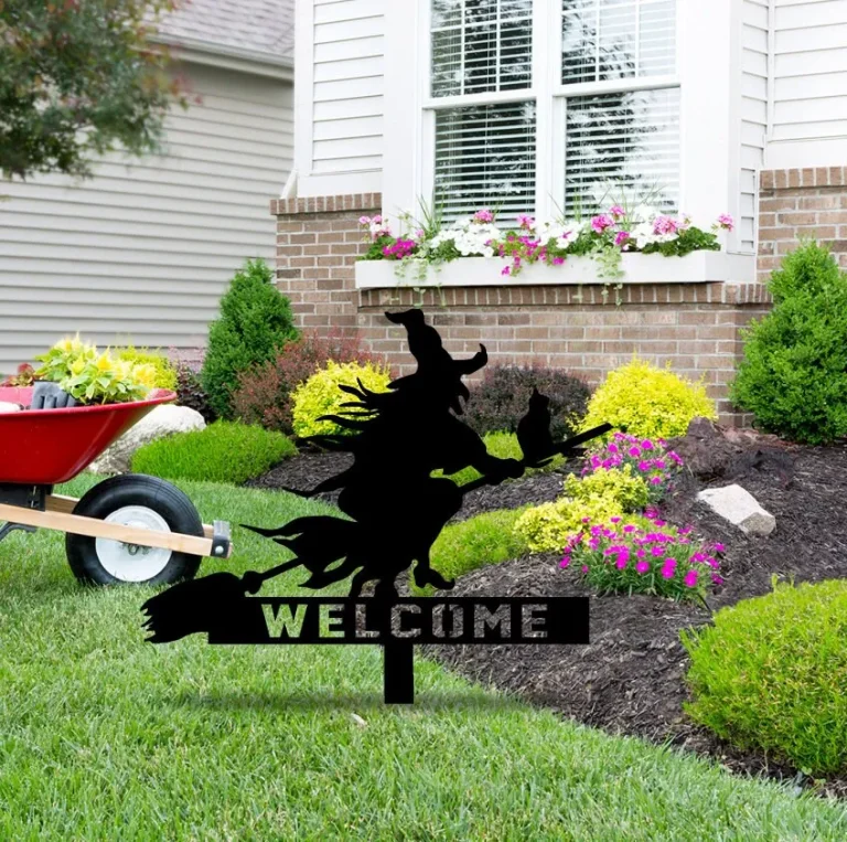 Personalized Spooky Witch And Cat On Broom Metal Garden Decor, Halloween Stake, Witch With Scary Cat Metal, Halloween Stake Sign Decor