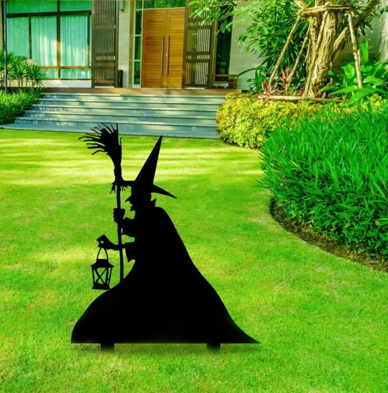 Spooky Witch Metal Garden Decor, Witch Yard Stake, Witch Metal Yard Art, Halloween Witch Garden Decoration, Witch Garden Stake, Halloween Gift