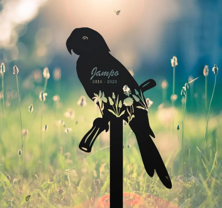 Personalized Parrot Pet Memorial Stake, Sympathy Sign, Pet Grave Markers, Remembrance Stake, Outdoor Parrot Garden Decor, Metal Stake, Parrot Loss