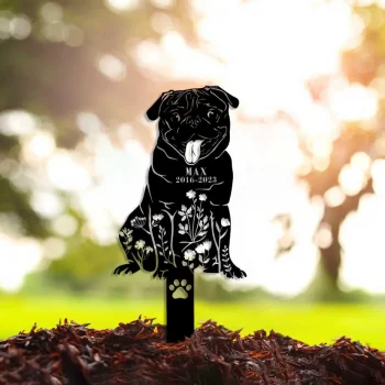 Personalized Dog Memorial Stake, Metal Stake, Pugs Dog, Sympathy Sign, Pet Grave Marker, Remembrance Stake, Pugs Stake, Pugs Lover