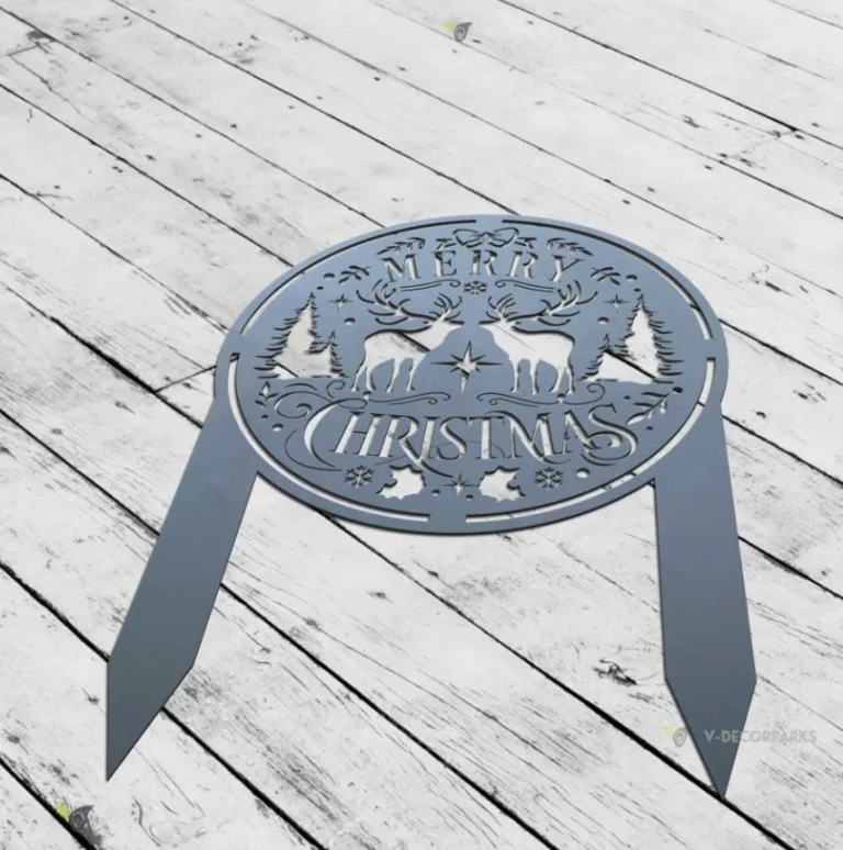 Outdoor Christmas Decor, Merry Christmas Wreath Sign, Metal Yard Stake, Driveway Greeting, Front Yard Decorations, Holiday Lawn Ornament