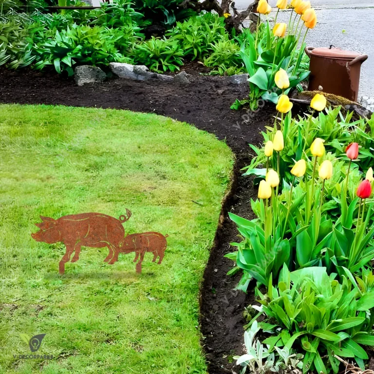 Rusted Pig Mom With Pig Kid Metal Garden Art, Gift For Farmers