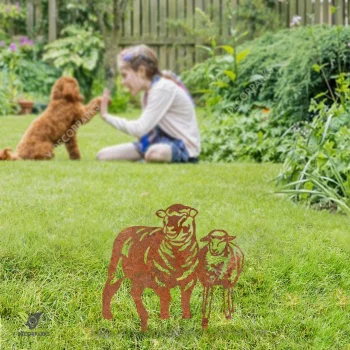 Rustic Mama Sheep And Baby Sheep Metal Garden Art, Sheep Iron Art For Farm